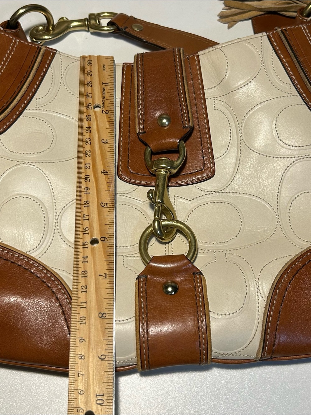 Coach Y2K Hamptons Hobo Embossed Signature Shoulder Bag Rare Brown White - Picture 13 of 14